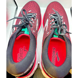 Brooks Ghost 11 Pink and Black Running Shoes Women's Size 12